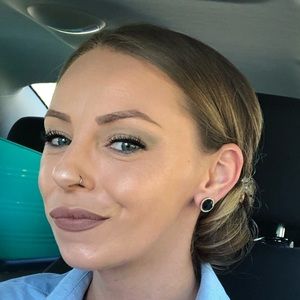 Meet your Posher, Sherry